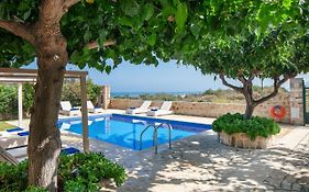 Villa Pinelopi